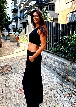 Yasemin Guveli